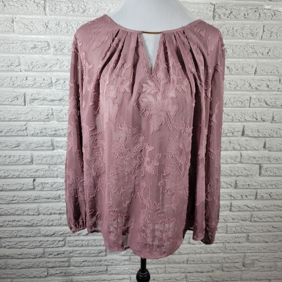 Liz Claiborne Tops - Liz Claiborne 1X Lavender Blouse Top Plus Size Boat Neck Metallic Long Sleeve
